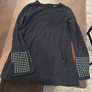 New Nic + Zoe black tunic 68% cotton/ 32% rayon.